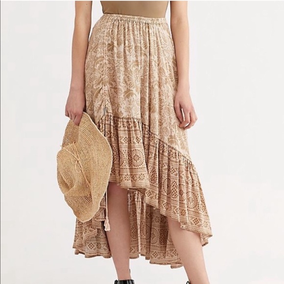 Lioness Ruched Maxi Skirt / Smoky - Picture 3 of 12